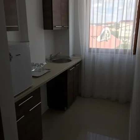 Vilagio Apartment *
