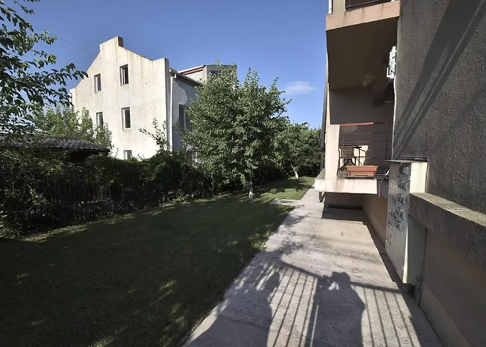 Vilagio Нэводари